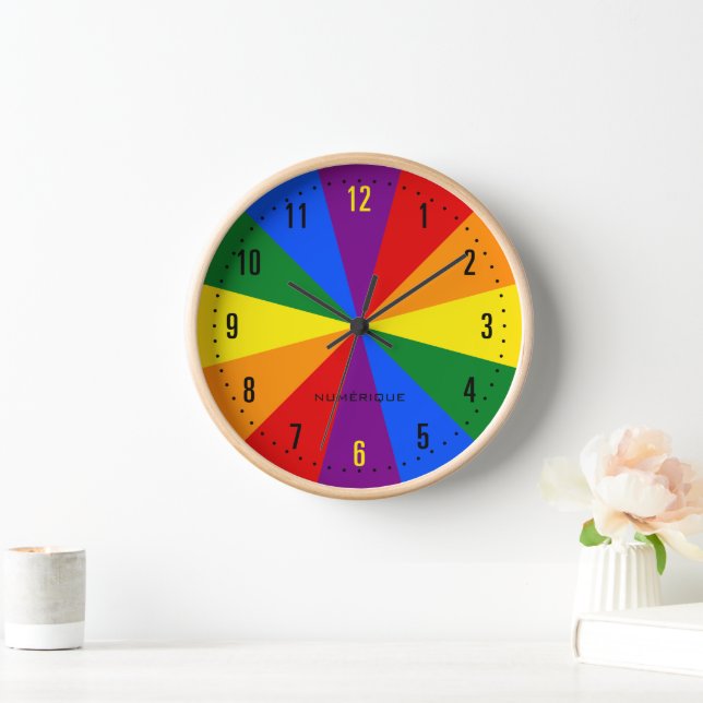 Horloge Rainbow LGBTQ American Pride Diversité Drapeau (Maison)