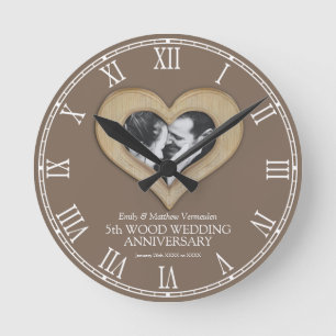 Horloge Ronde 5ème anniversaire de mariage en bois personnalisé 