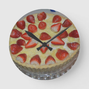 Horloge Ronde A strawberry cake