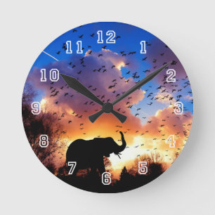 Horloge Ronde African Elephant Silhouette at Sunset Clock