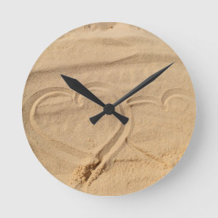 Horloge Ronde amour du cœur personnaliser Anniversaires