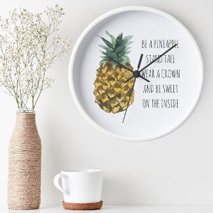 Horloge Ronde Aquarelle moderne ananas et citation amusante posi