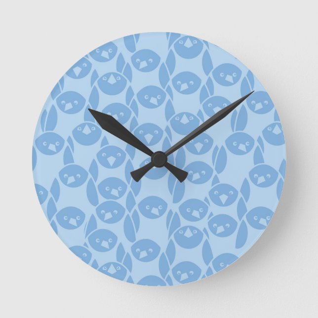Horloge Ronde Arrière - plan bleu de motif de pingouins (Recto)