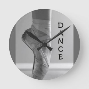HORLOGE RONDE BALLERINA ADORE L'HORLOGE DU MUR DE DANSE