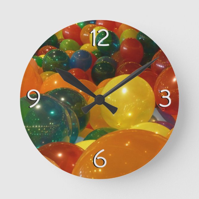 Horloge Ronde Ballons colorés Design de fête (Recto)