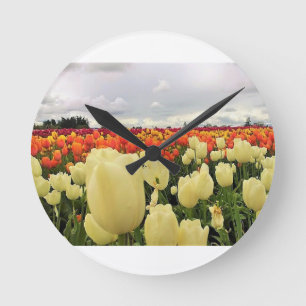 Horloge Ronde Beautiful Tulip Field