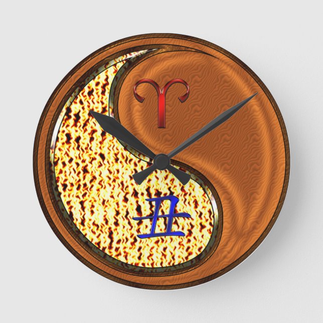 Horloge Ronde Bélier & Bœuf de Bois (Recto)