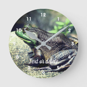 Horloge Ronde Big Old Bullfrog On Rock Personnalisé