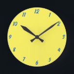 Horloge Ronde Bleu Jaune Classy Élégant Couleur Personnalisée Cu<br><div class="desc">Imprimé en couleur jaune et bleu classe arrière - plan personnalisé! Vous pouvez changer de couleur comme vous le souhaitez !</div>