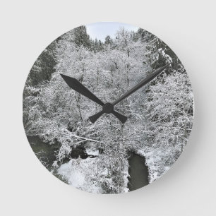 Horloge Ronde Boeckman Creek en hiver, Oregon