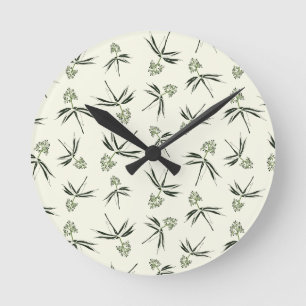 Horloge Ronde Branches vertes sur crème - motif sans soudure