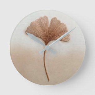 Horloge Ronde Broderie texturée 3D de feuille de Ginkgo Taupe ch