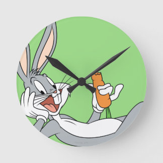 Horloge Ronde BUGS BUNNY™ Lying Down Eating Carrot