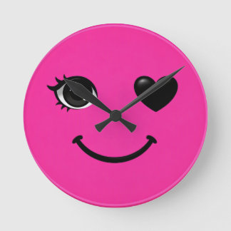 Horloge Ronde Cadran de Montre à l'Oeil en Forme de Coeur Rose C