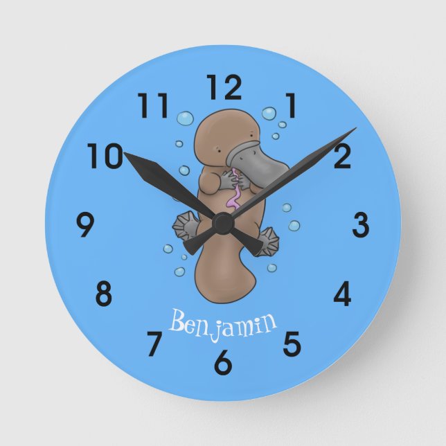 Horloge Ronde Caricature de platypus bébé très heureuse (Recto)