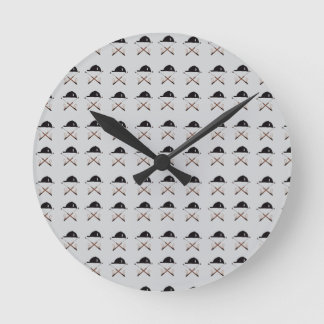 Horloge Ronde Casque d'équitation et cravache à l'horloge