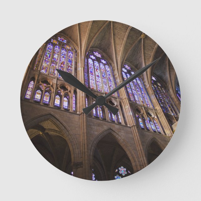 Horloge Ronde catedral de Leon, interior stained glass windows (Recto)