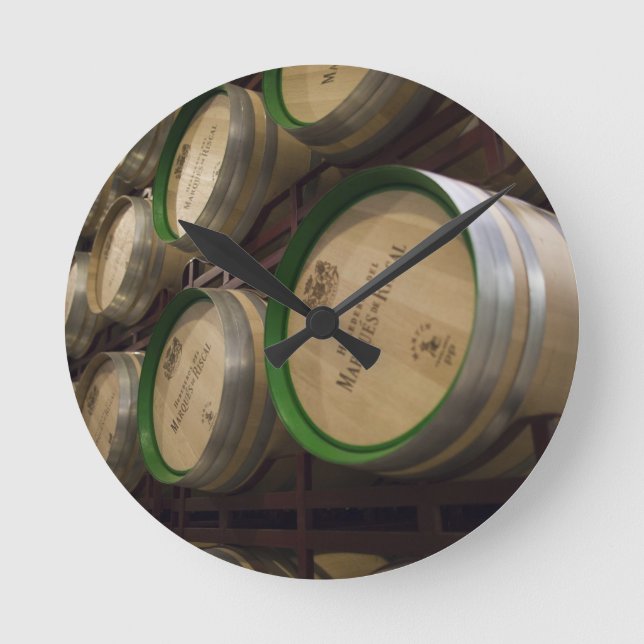 Horloge Ronde Cave de Bodega Marques de Riscal, bodega (Recto)