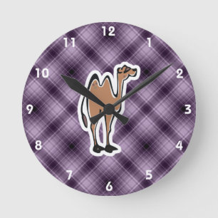 Horloge Ronde Chameau mignon ; Pourpre