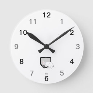 Horloge Ronde Chat Blanc Dormir Sur Ordinateur Portable Acryliqu