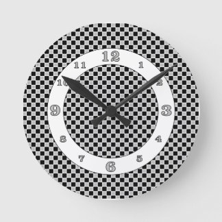 Horloge Ronde Chèques en noir et blanc
