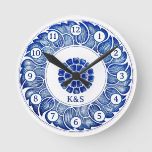 Horloge Ronde Chinoiserie bleu porcerlain inspiré ses initiales