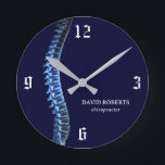 Horloge Ronde Chiropraticien de radiographie chiropratique Chiro<br><div class="desc">Chiropratique chiropraticien X-ray Spine Therapist Chiro Marine Horloges Bleues.</div>