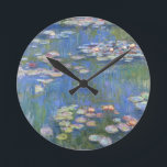 Horloge Ronde Claude Monet // Nappes d'eau<br><div class="desc">Water Lilies est une série d'environ 250 peintures à l'huile réalisées par l'impressionniste Claude Monet (1840-1926). Les peintures représentent le jardin fleuri de Monet à Giverny et ont été l'objet principal de la production artistique de Monet pendant les dernières trente années de sa vie.</div>