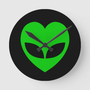 Horloge Ronde Coeur d'amour Alien