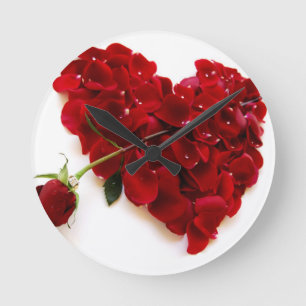 Horloge Ronde coeur de rose rouge