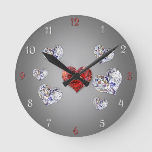 Horloge Ronde Coeurs de diamants précieux et élégants