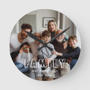 Horloge Ronde Collage de script familial Chic