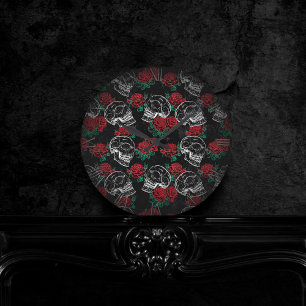 Horloge Ronde Crânes et roses rouges   Grunge gothique moderne