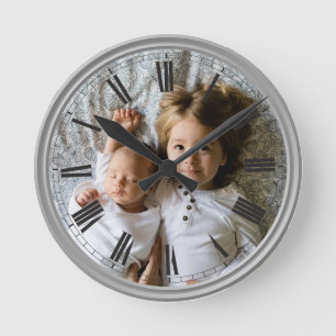 Horloge Ronde Create Your Custom Photo Grey Classy Elegant