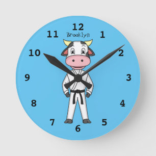 Horloge Ronde Cute cow in kung fu suit cartoon
