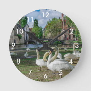 Horloge Ronde Cygnes blancs dans le centre de Bruges