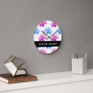 Horloge Ronde Dahlia rose et bleu, motif floral, votre nom