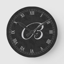 Damas noir avec chiffres romains et monogramme