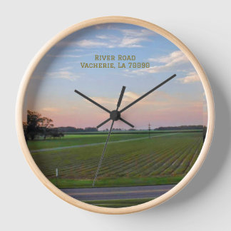 Horloge ronde de la voie fluviale