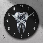 Horloge Ronde Dentiste moderne Diamond Tooth Black Dental Office<br><div class="desc">Dentiste Moderne Diamant Dent Black Dental Office Horloges.</div>