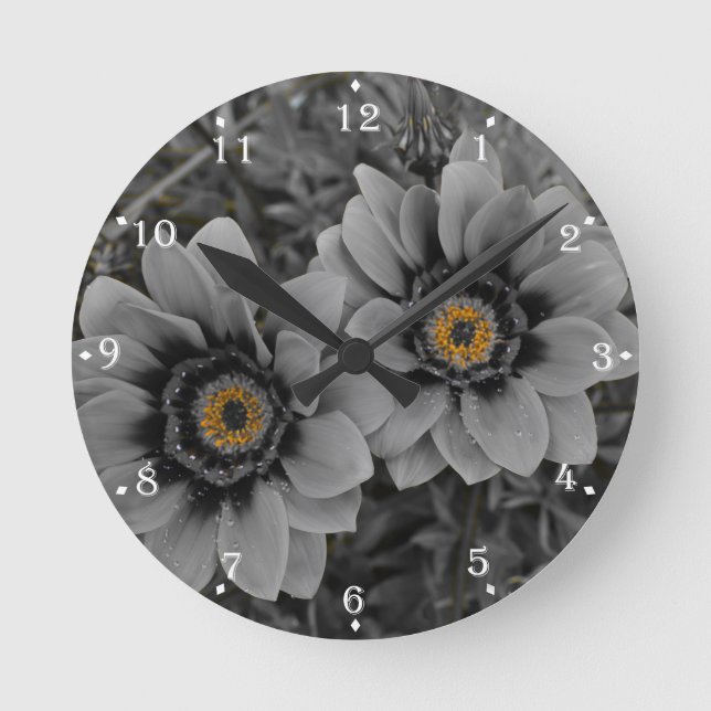 Horloge Ronde Deux d'une même espèce (Recto)