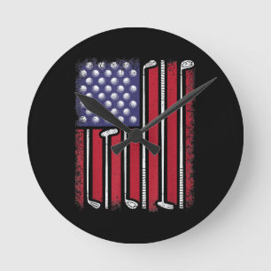 Horloge Ronde Drapeau américain de golf drôle joueur de golf vin