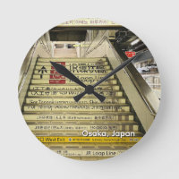 Escalier de la gare d'Osaka Japon