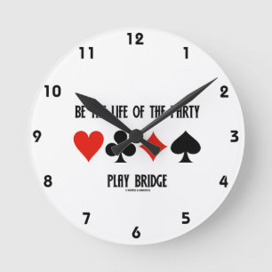 Horloge Ronde Être La Vie Du Pont De Jeu De Fête (Costumes De Ca