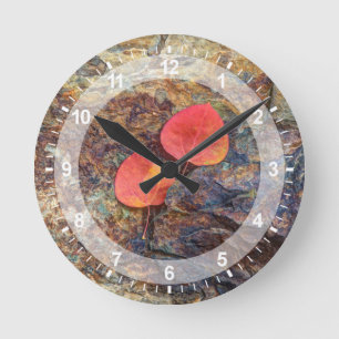 Horloge Ronde Feuille d'automne sur rocher, Californie