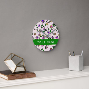 Horloge Ronde Fleurs Colorées, Fond Rose, Vert