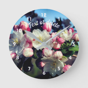 Horloge Ronde Fleurs de pomme de printemps personnalisées