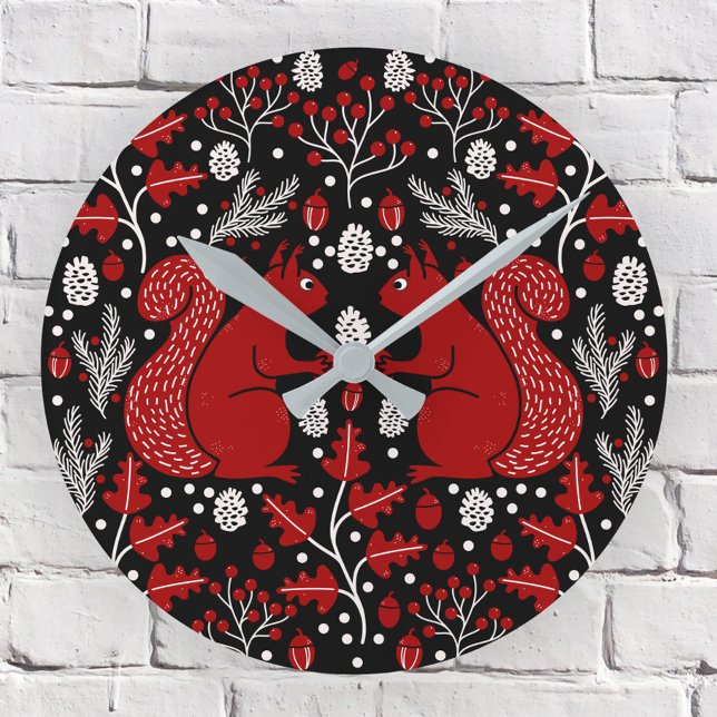 Horloge Ronde Forêt d'écureuils Forêt foncée (Squirrel in the Forest pattern woodland wall clock)
