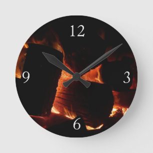 Horloge Ronde Foyer de feu de bois de chauffage d'hiver