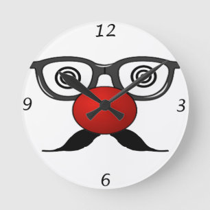 Horloge Ronde Funny Red Nose weird eyes glasses moustache